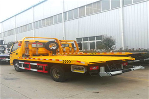 莲湖附近拖车救援搭电