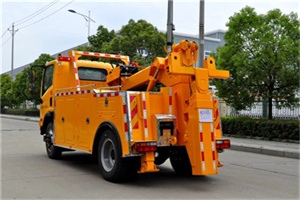 莲湖高速路拖车费