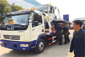 莲湖汽车道路救援拖车价格